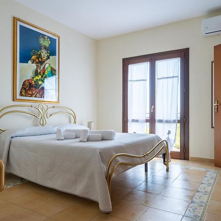 Villa Rosa Sul Mare Шакка Экстерьер фото