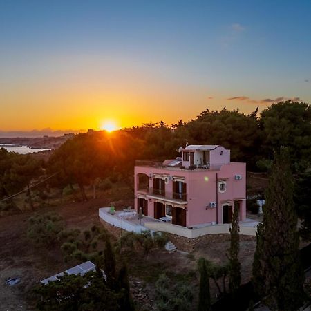 Villa Rosa Sul Mare Шакка Экстерьер фото
