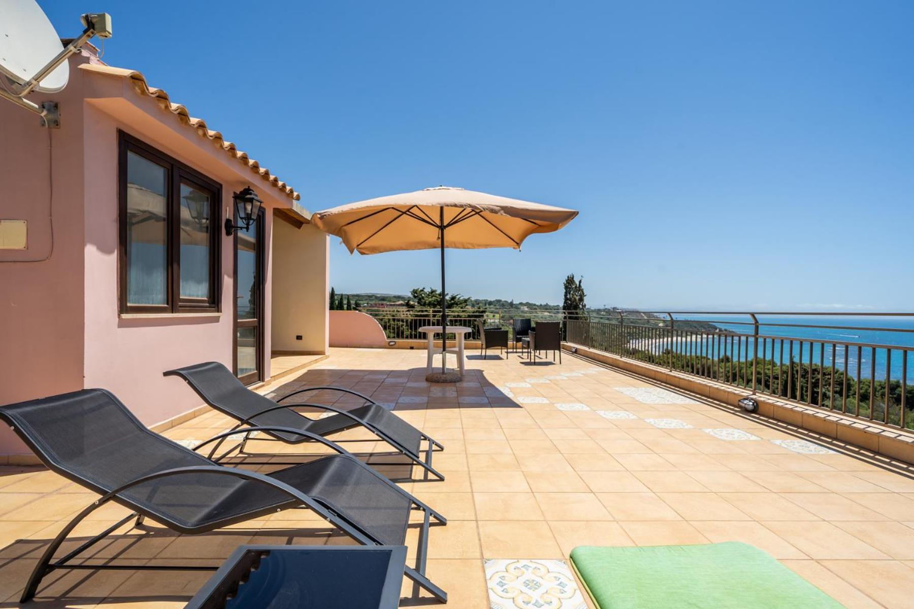Villa Rosa Sul Mare Шакка Экстерьер фото